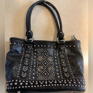 Montanas west purse